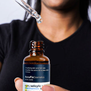 Lightweight textue of encapsulated salicylic acid serum - AccuFix Cosmetics